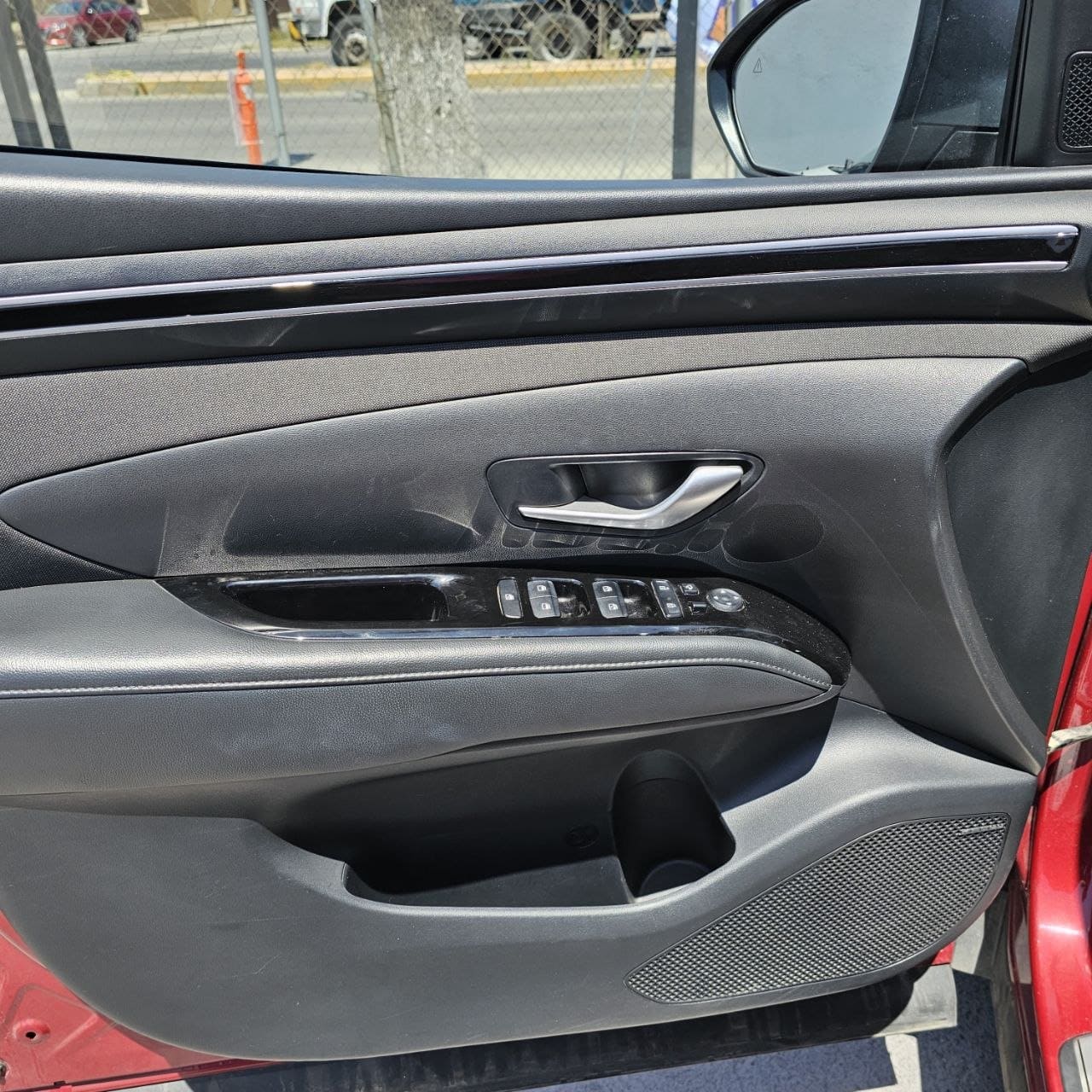 Hyundai Tucson Limited Tech 2023 en Ensenada miniatura 6