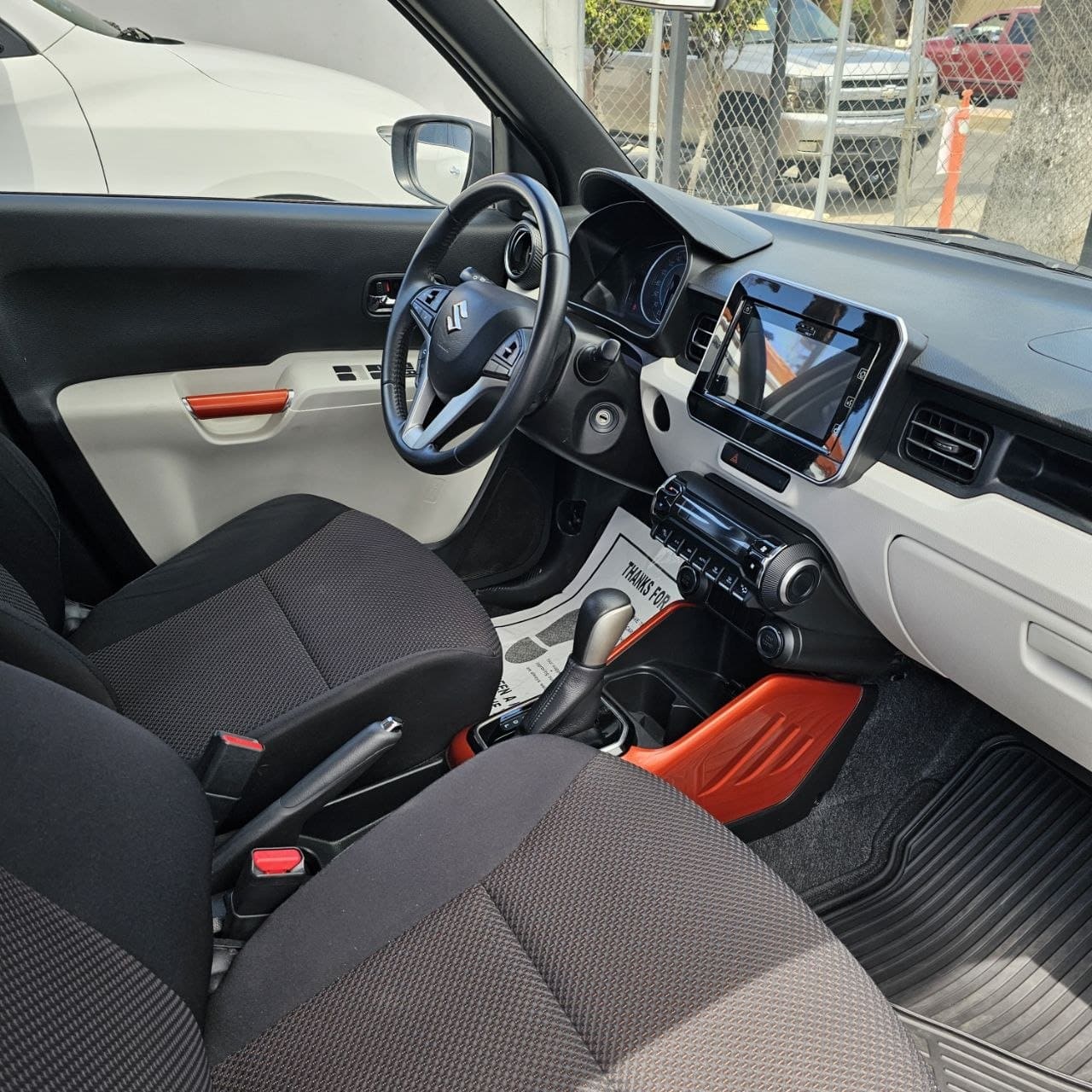 Suzuki Ignis GLX 2019 en Ensenada miniatura 8